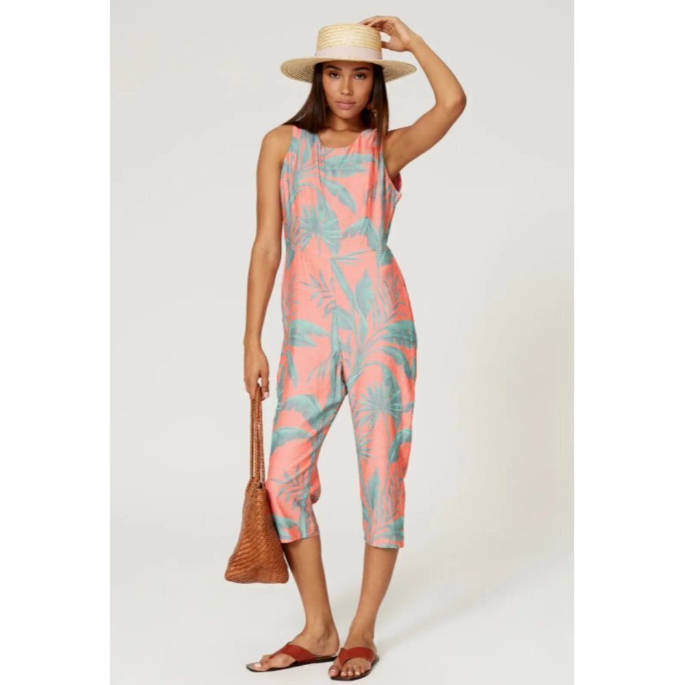 LoboRosa Red Oasis Palm Print Jumpsuit Size Medium